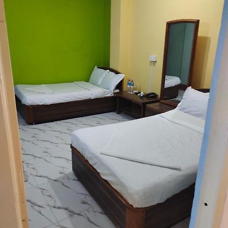 Hotel Samrat Inn Pvt Ltd Lahan ภายนอก รูปภาพ